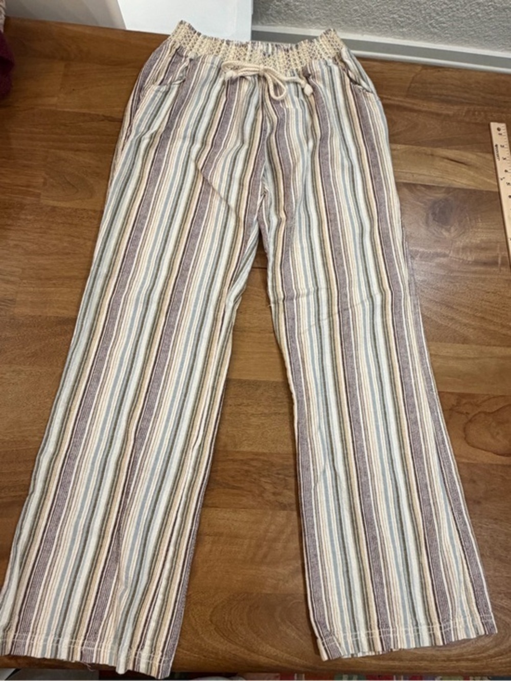 Kiss & Cry Striped Linen-Cotton Drawstring Pants in Cream, Blue & Tan Size L
